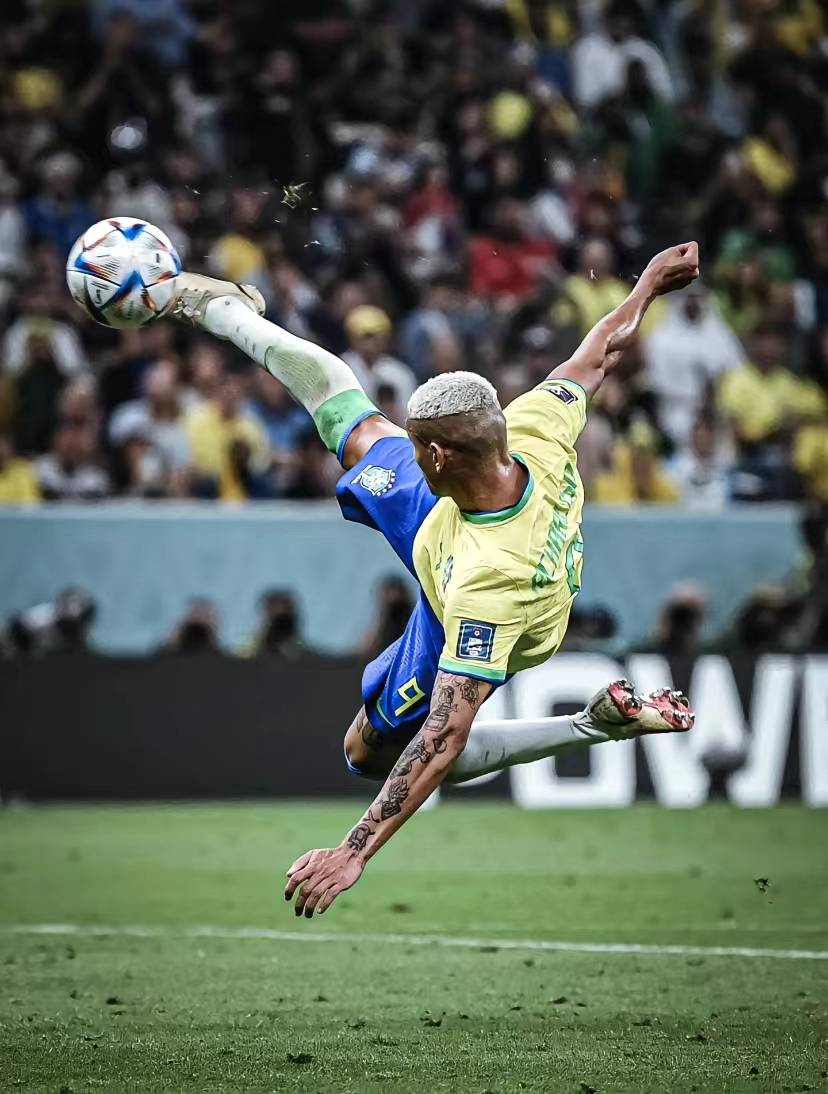 冰岛队主场大胜克罗地亚，豪取宝贵三分