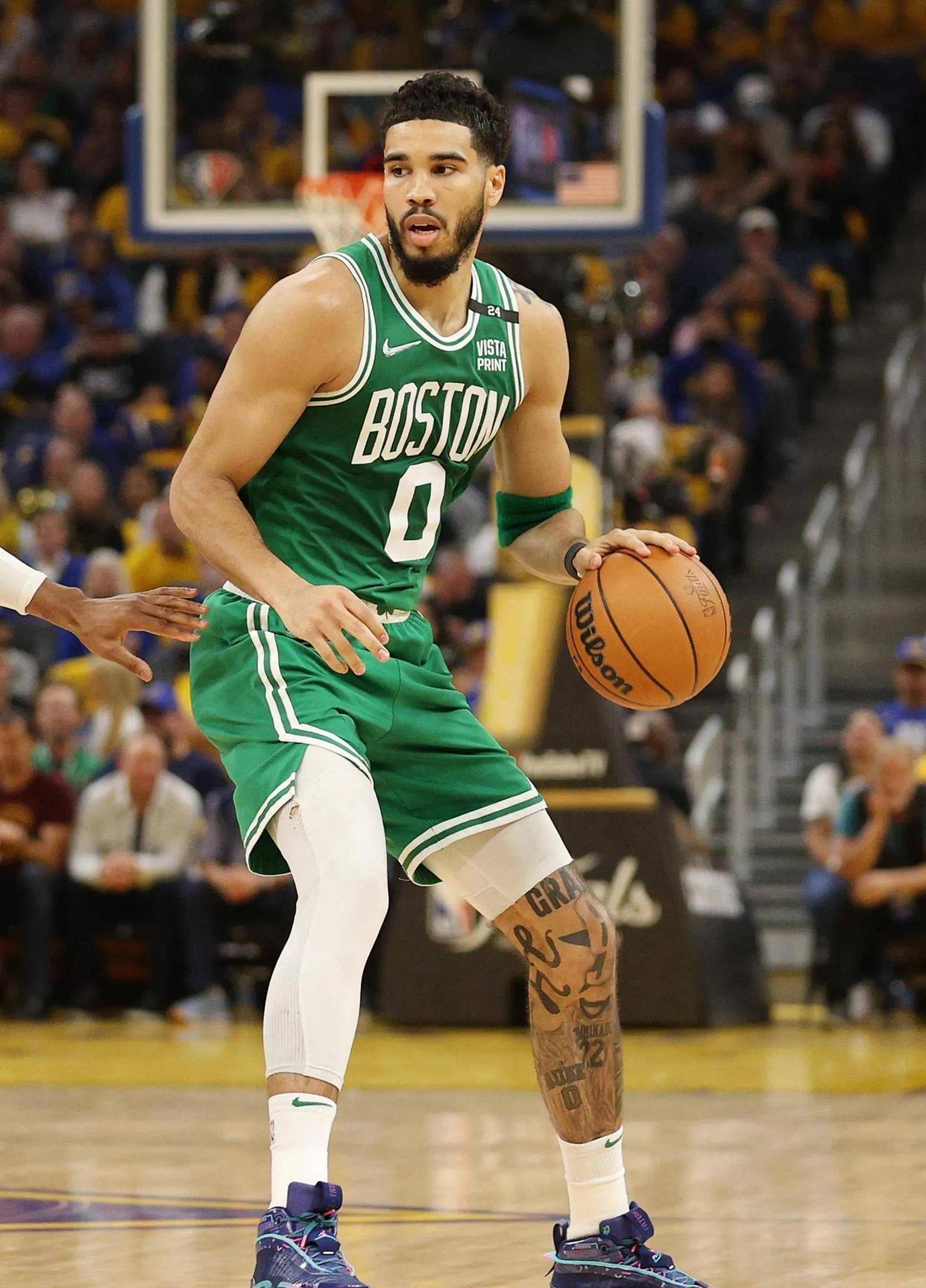 尼克斯新秀表现抢眼，球队未来可期的简单介绍