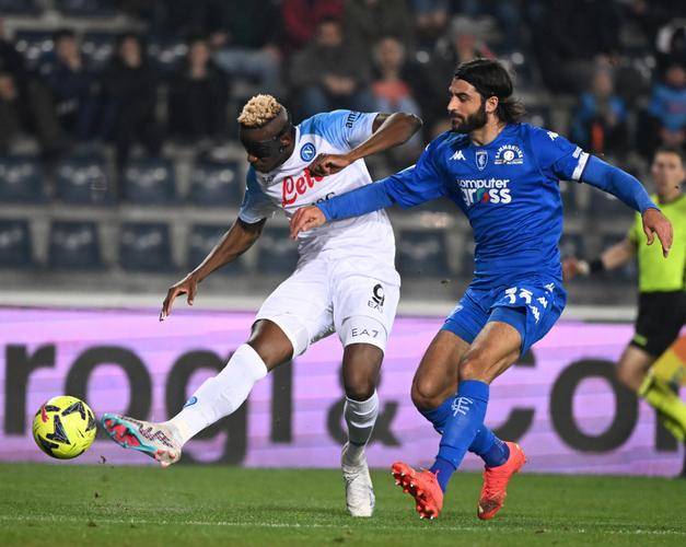 爱游戏app下载-恩波利主场1-0击败萨索洛，继续艰难保持领先