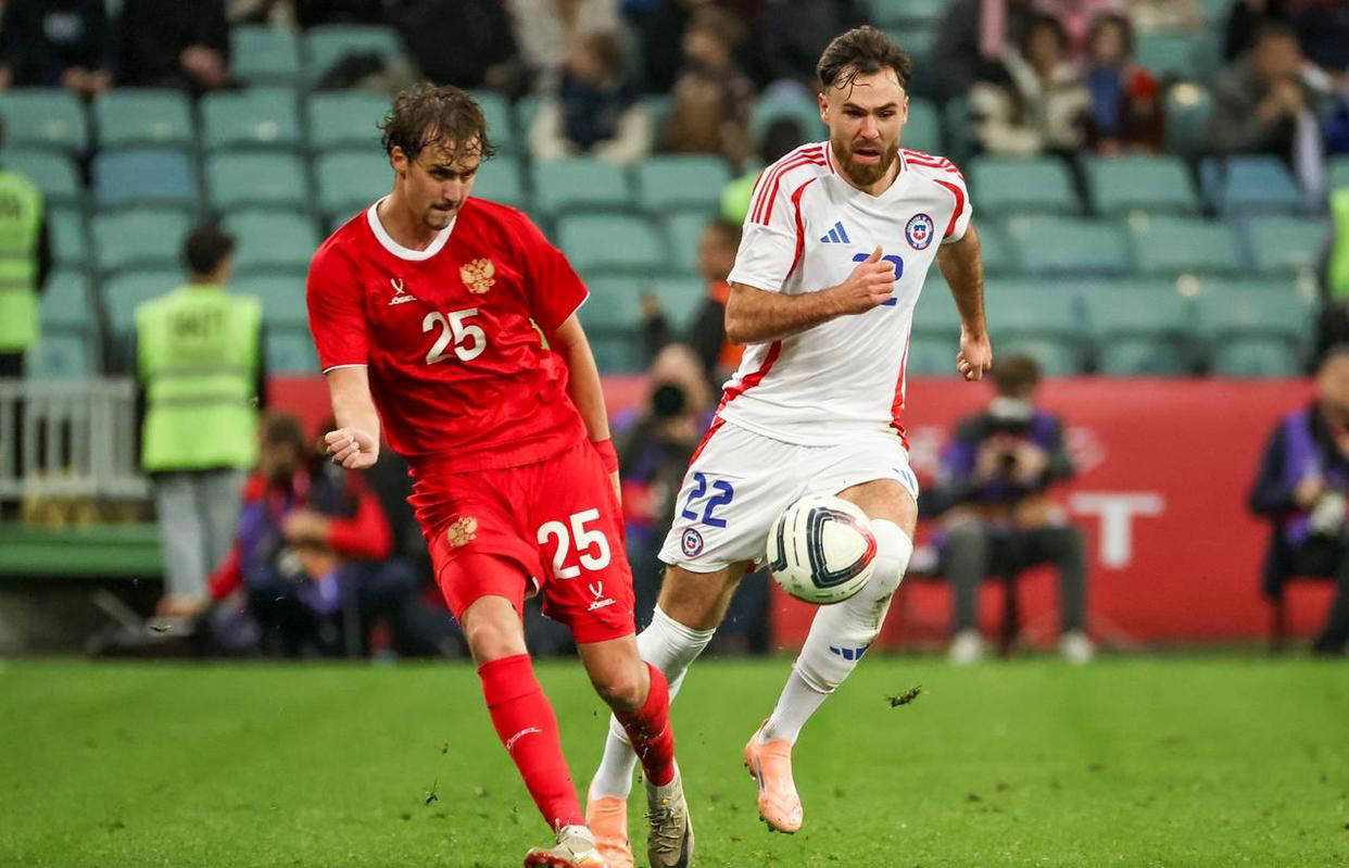 智利球队在南美锦标赛上获胜