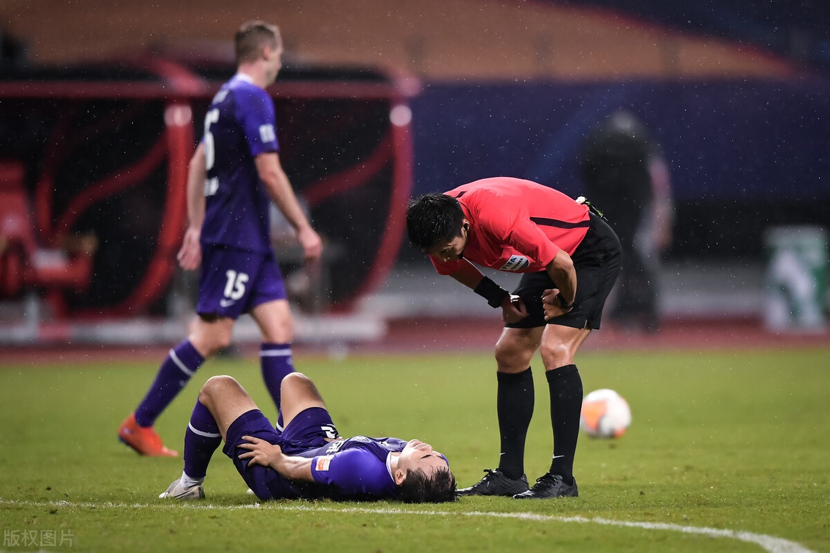 包含意外平局引发讨论，球队需要重视细节的词条